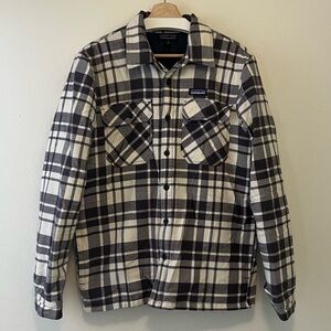 Patagonia Men's Insulated Organic Cotton Midweight Fjord Flannel Shirt